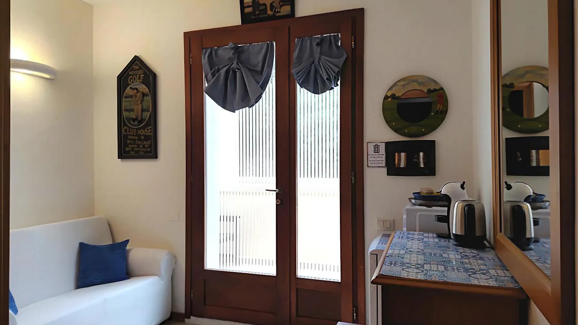 Golf & Sea Residence Is Molas Pula Italia