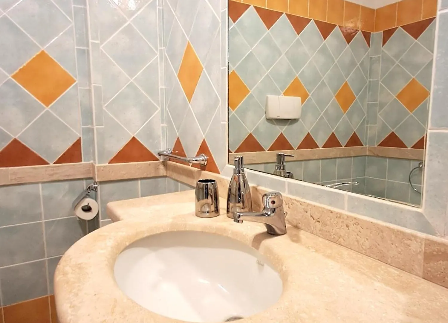 Golf & Sea Residence Is Molas Pula